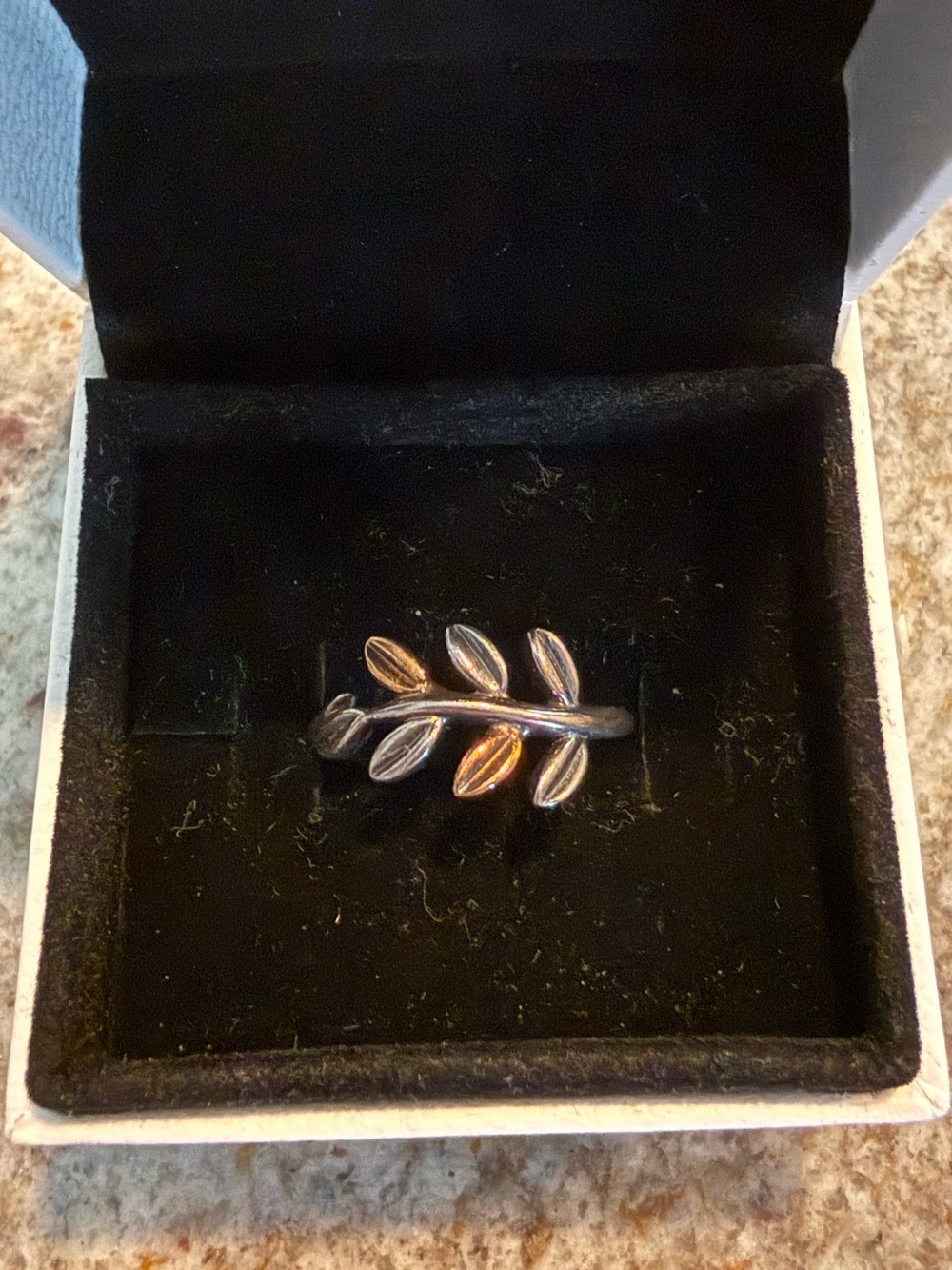 Pandora Laurel Wreath Ring